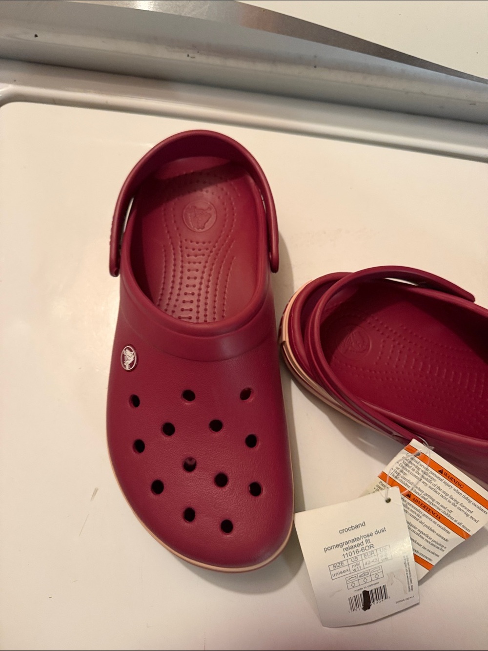 Red Crocs Comfortable Slip-On Shoe - Picture 4 of 6